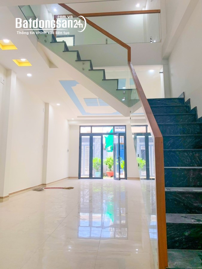 BÁN NHÀ ĐẸP GIÁ TỐT NGAY TRUNG TÂM SÁT HẠCH LÁI XE BỬU LONG DT 60M2 GIÁ 2TY750