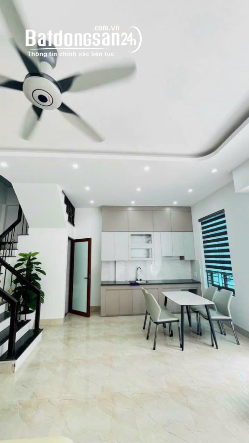 Bán nhà 3 tầng 3 ngủ ngõ phố An Ninh, ph Quang Trung, TP HD, 44.6m2, nhà đẹp, giá rẻ