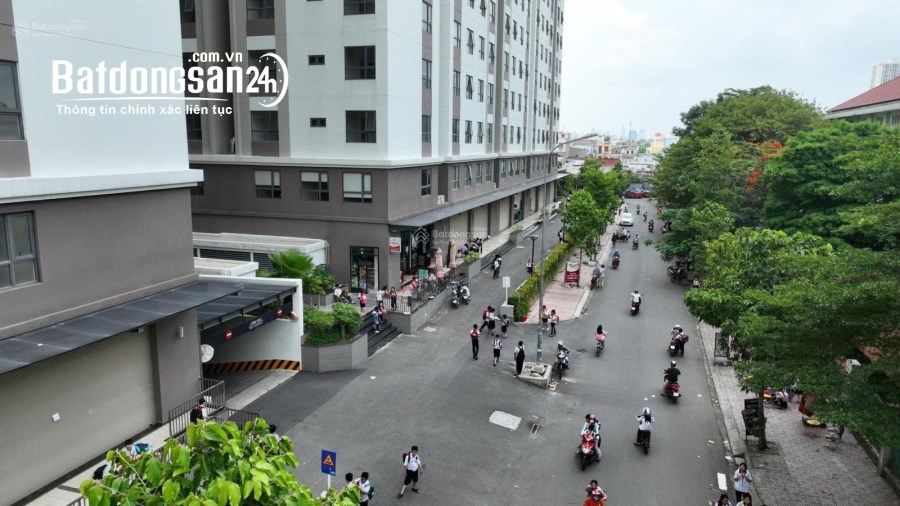 Cho thuê mặt bằng kinh doanh Green River, Đường Phạm Thế Hiển, Quận 8