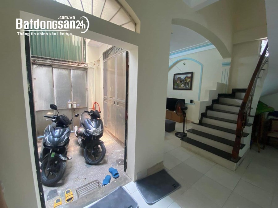 BÁN GẤP NHÀ TẠI BẰNG B LINH ĐÀM CHỈ 4,8 TỶ, DIỆN TÍCH 47M2 X 4 TẦNG, MT 5M