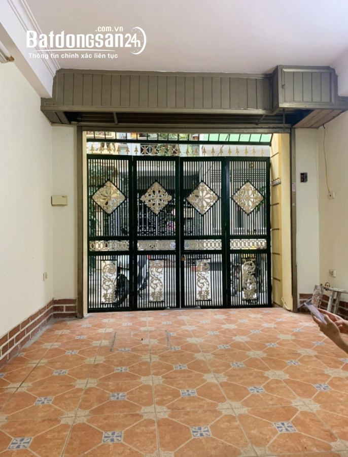 Cho thuê nhà Cầu Giấy phố Phùng Chí Kiên 46m x 5T, 7 phòng giá 18 triệu