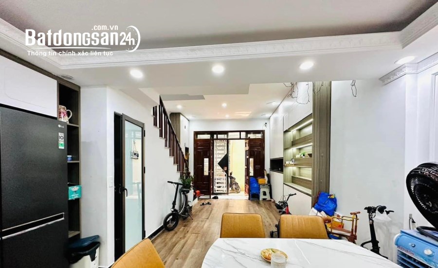 Vị trí đắc địa! Cầu Giấy, nhà thiết kế hiện đại, Ô TÔ tránh 20 m, 46 m, chỉ hơn 8 tỷ.