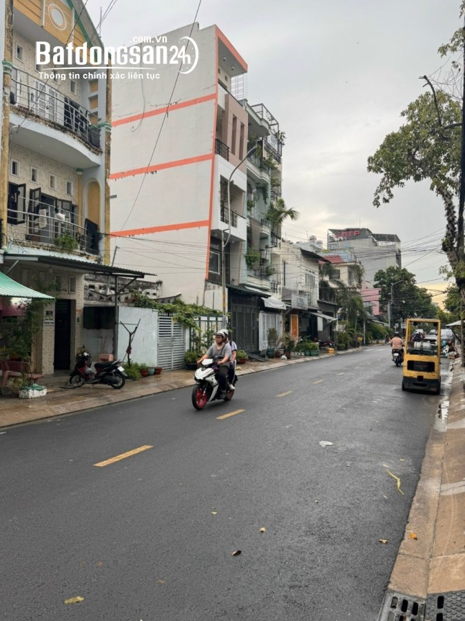 MẶT TIỀN P. PHÚ THẠNH, TÂN PHÚ - 73M2 SỔ VUÔNG, THÔNG BÀN CỜ - CHỈ 8 TỶ 3.