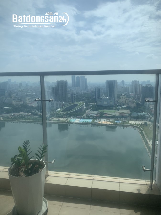 Cho thuê cc Vinhomes Skylake Phạm Hùng. Căn 102m2, Full nội thất, View Hồ điều hòa.