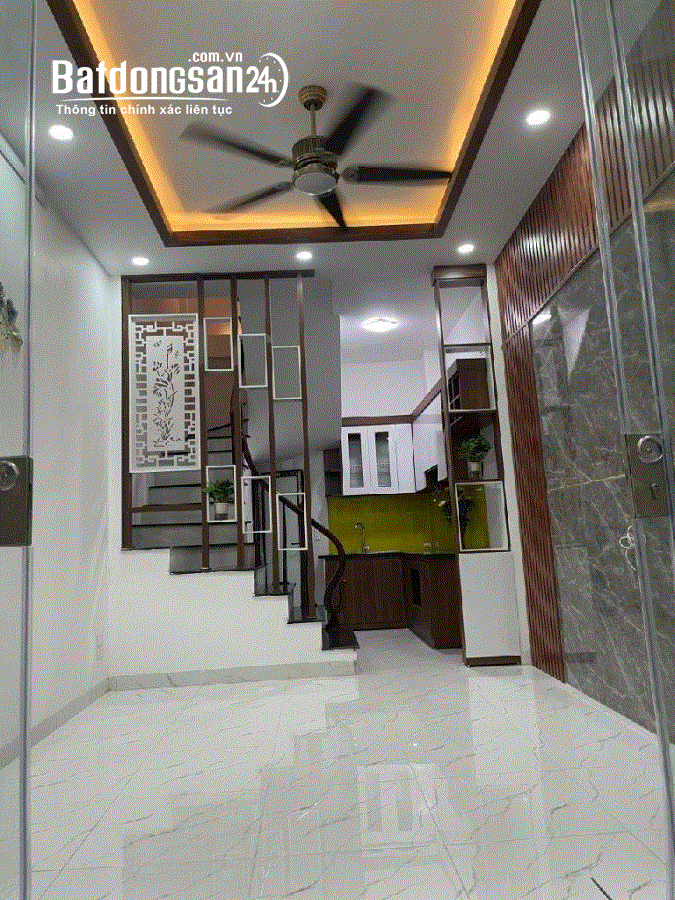 Bán nhà phố Chùa Quỳnh , ngõ nông thoáng , 30m sổ đỏ chính chủ  