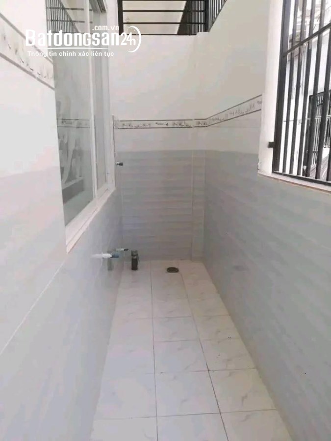 Bán Nhà trệt + lầu, ngay Chợ Hiệp Bình, Hiệp Bình Chánh, DT: 48m2 chỉ 3.5 tỉ. 