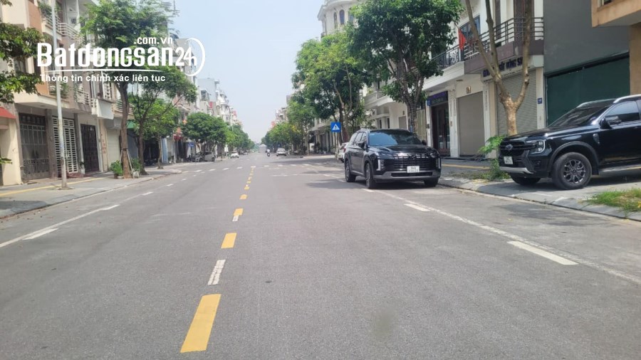 Bán lô đất 144m2, mặt tiền 8m MP Bạch Năng Thi, Đông Nam Cường, TP HD, vị trí VIP