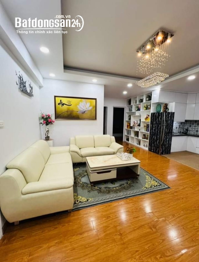 Bán chung cư 137 Nguyễn Ngọc Vũ  Cầu Giấy 77m, tầng trung, 2 ngủ, 2vs, full nội thất 