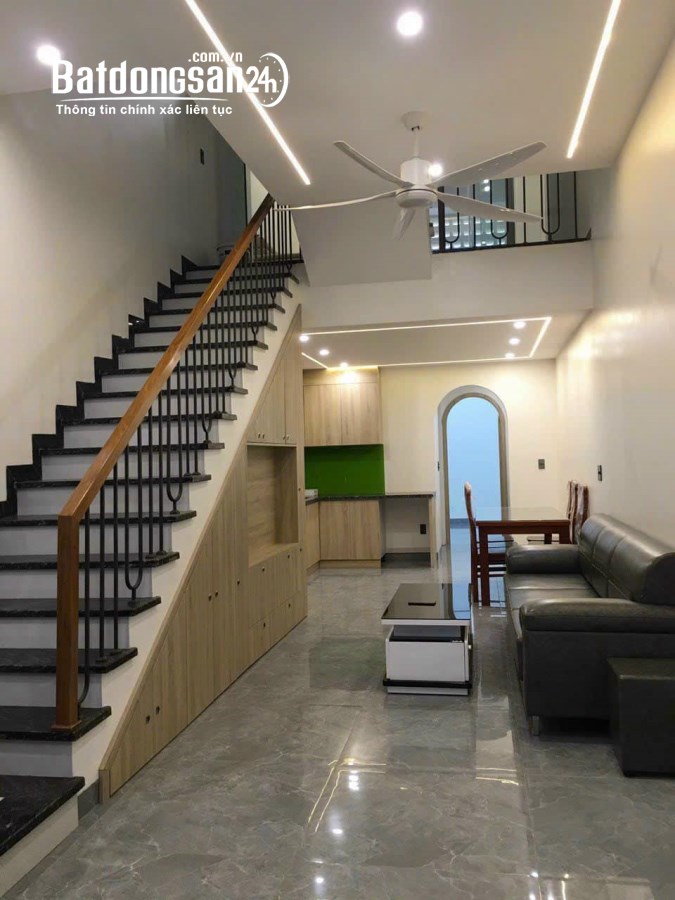 Bán nhà 4 tầng ngõ phố Bình Lộc, ph Tân Bình, TP HD, 64.7m2, mt 4m, 4 ngủ, 4 vs, vị t