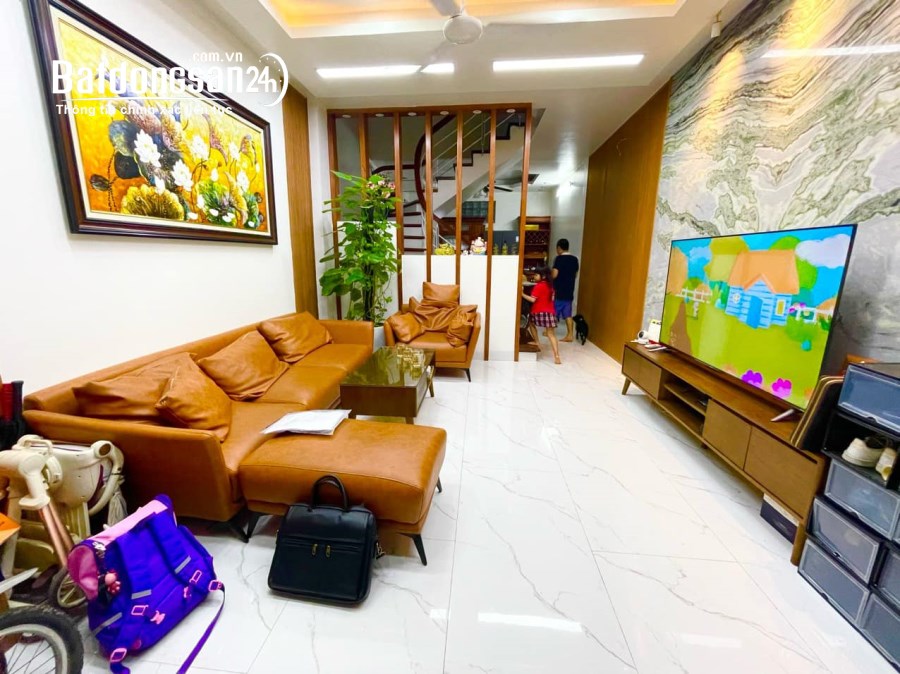 MỚI TINH NGÃ 6 Ô CHỢ DỪA_42M2 X 5 TẦNG_7 NGỦ KK_MẶT TIỀN HƠN 5M_CHỈ 5.8TỶ.