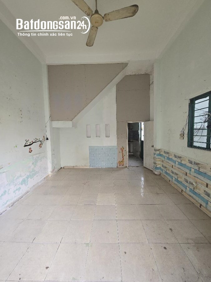 Bán nhà  hẽm Lê Đình Thám Tân Quý Tân Phú diện tích 132m2 xây 2 tầng giá 5.9 tỷ.