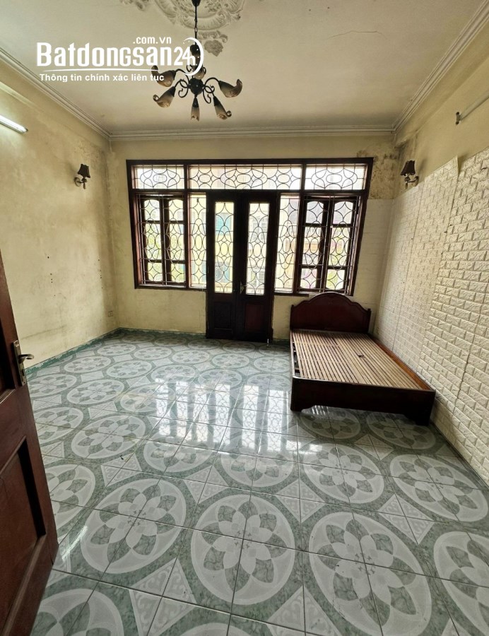 Cho thuê nhà mặt đường Thụy Khuê Tây Hồ 85M x 4T giá 23 triệu, kinh doanh số một