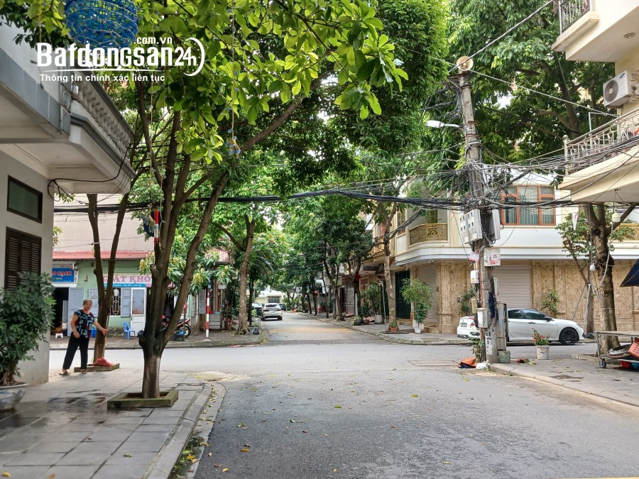 Bán đất phân lô, đường ô tô tránh khu 918 Phúc Đồng, Long Biên. 60m2 giá 13,8 tỷ.