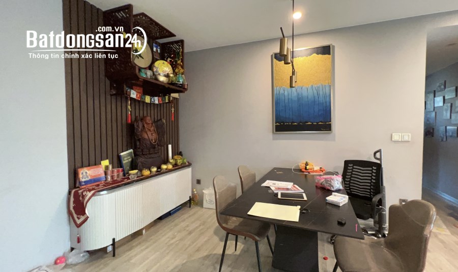 BÁN CĂN HỘ CC NGUYỄN VĂN CỪ, LÔ GÓC 113M, NỘI THẤT NHẬP KHẨU, GẦN CẦU CHƯƠNG DƯƠNG.
