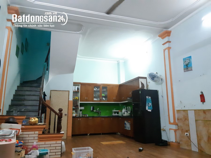 Bán nhà Phú Lương Hà Đông, 50m2, 4 tầng, 5.15 tỷ, lô góc, ô tô đỗ cửa, kinh doanh