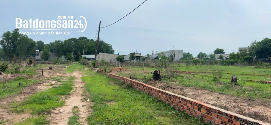 Lô đất  giá ngộp Đầu tư, DT; 100m, Đường Phan Đăng Lưu, giáp KCN Hố Nai 3