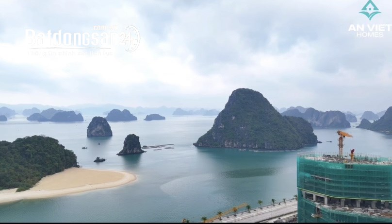 Chỉ với hơn 1 tỷ sở hữu ngay căn hộ 2 mặt Vịnh di sản - Crystal Holiday Vân Đồn
