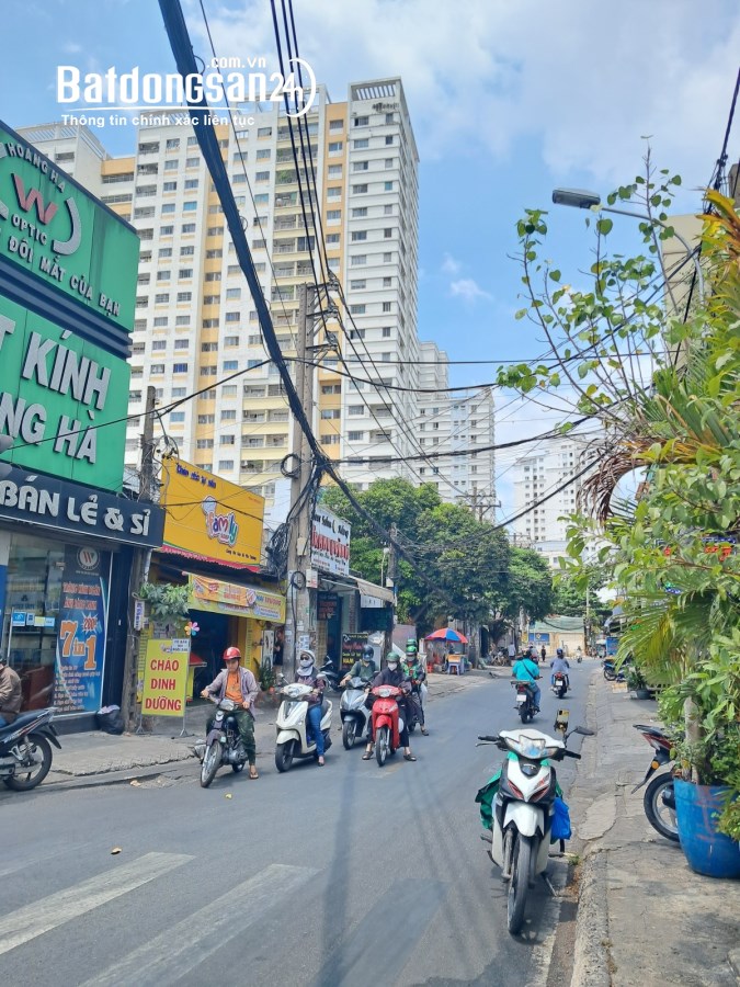 Bán nhà mặt phốTrịnh Đình Thảo,Hòa Thạnh, Quận Tân Phú