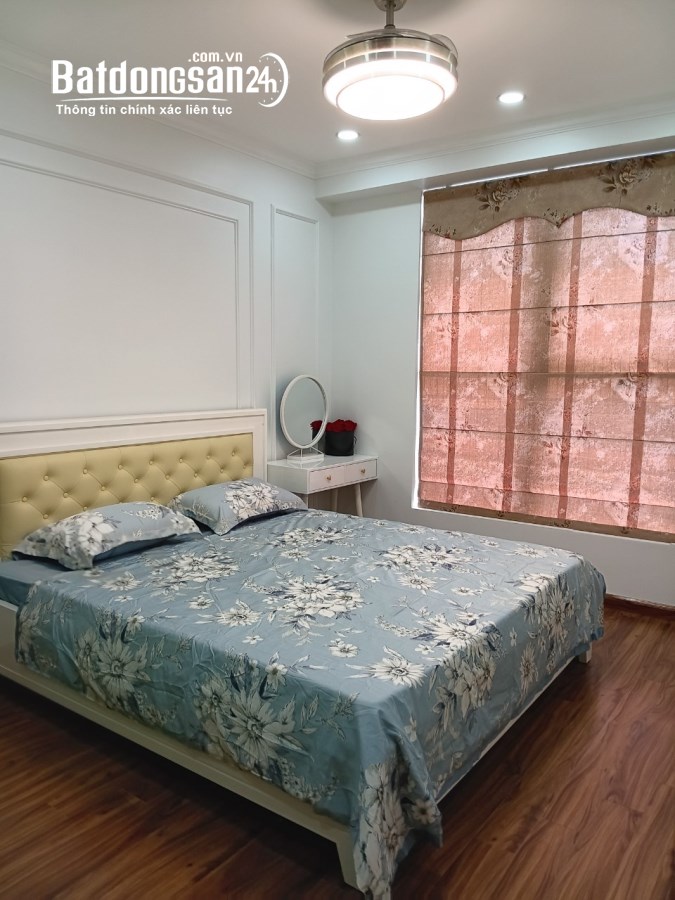 Cho thuê CHCC Vinata Tower 289 Khuất Duy Tiến, Cầu Giấy 87m 3PN full đồ giá 18 triệu