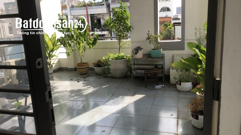 Ô TÔ ĐẬU CỬA NGÀY ĐÊM, KHÁNH HỘI, P4, Q4, 4 TẦNG, 51M2, 11.8 TỶ.