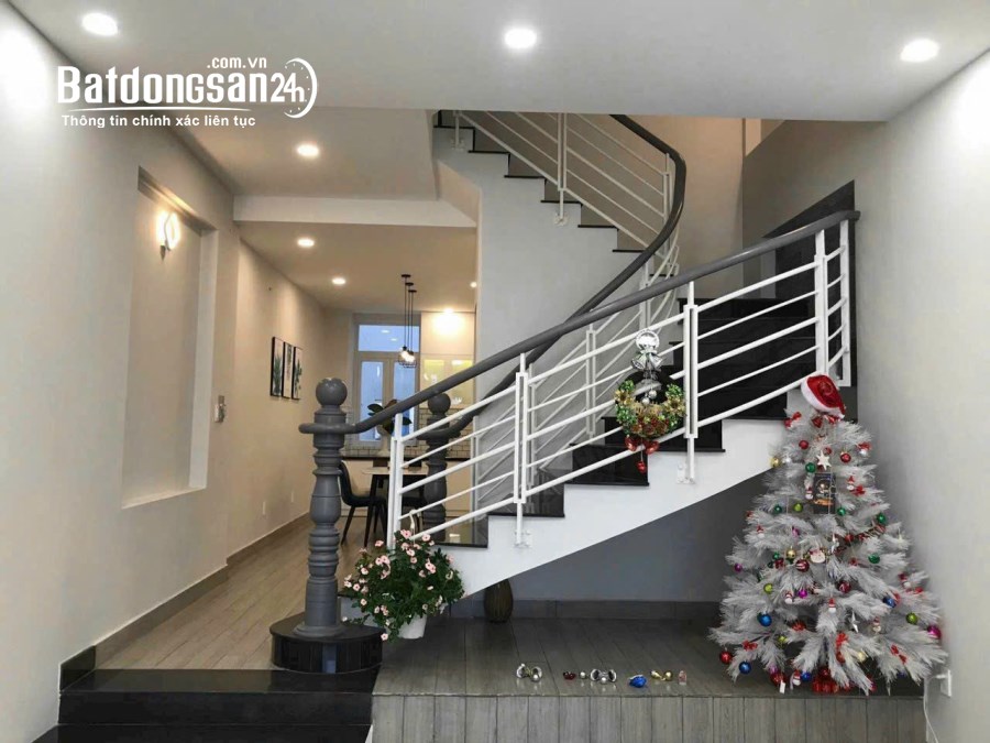 Nhà 3 lầu đường dân chủ , bình thọ , dt 92m2 , giá 10.9 tỷ