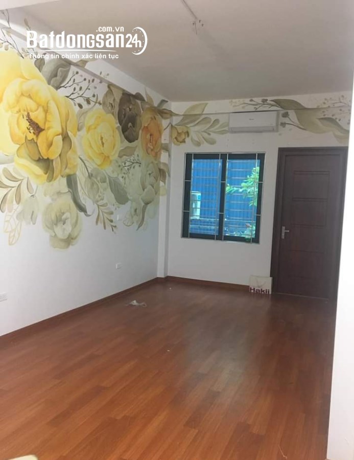 Cho thuê nhà Nguyễn Chí Thanh Đống Đa 50m x 5T giá 23 triệu, ô chờ thang máy