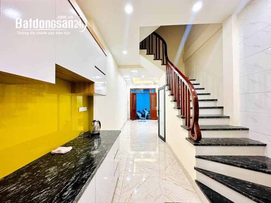 BẠCH MAI_37M2 X 4 TẦNG_LÔ GÓC CỰC THOÁNG_40M RA Ô TÔ_CHỈ 5.2 TỶ. 