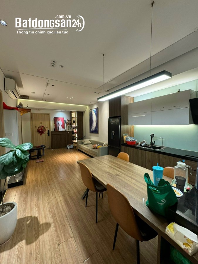Chính chủ gửi bán căn hộ 2PN view thoáng, nhà đẹp tại KDT Thanh Hà Cienco 5 