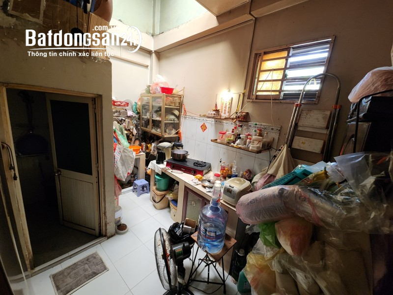 HẺM TRƯỚC NHÀ 2.5M, 10M RA HẺM Ô TÔ, BẾN VÂN ĐỒN, P6, Q4, C4, 46M2, 5.4 TỶ.