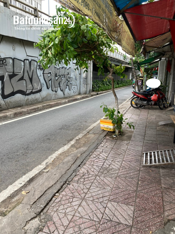 HẺM TRƯỚC NHÀ 2.5M, 10M RA HẺM Ô TÔ, BẾN VÂN ĐỒN, P6, Q4, C4, 46M2, 5.4 TỶ.