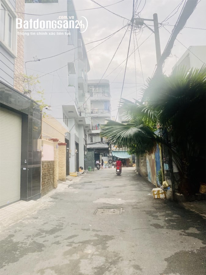 ***Bán nhà hẻm 575 Cách Mạng tháng 8, quận 10, gần cv Lê Thị Riêng