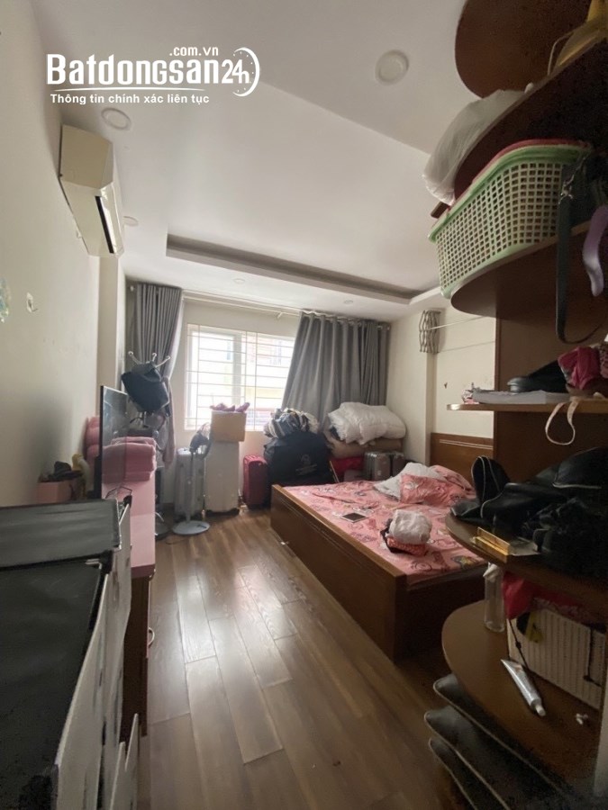 BÁN NHÀ ĐÊ LA THÀNH NHỎ, 5 TẦNG - DT 30M2 - GIÁ 5. TỶ