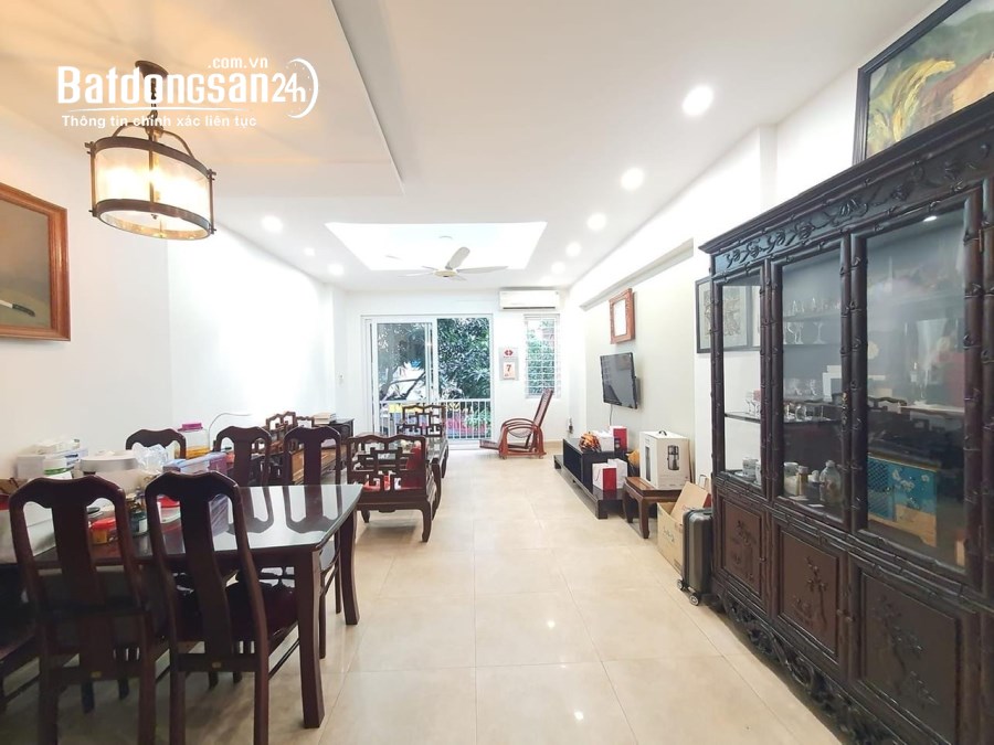 BáBán nhà PL đường vỉ hè ô tôn nhà mặt phố Phố Hào Nam, Phường Nam Đồng, Quận Đống Đa