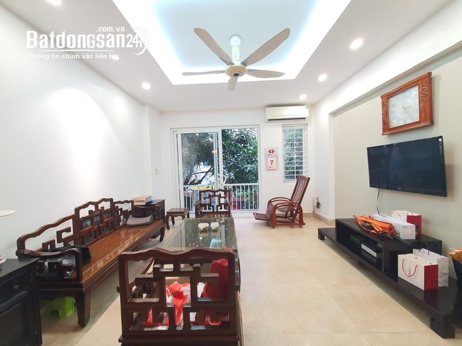 BáBán nhà PL đường vỉ hè ô tôn nhà mặt phố Phố Hào Nam, Phường Nam Đồng, Quận Đống Đa