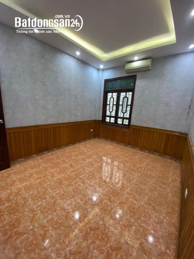 Cho thuê nhà mặt ngõ ô tô Lê Trọng Tấn Thanh Xuân - 45m - 4 tầng - 14 triệu