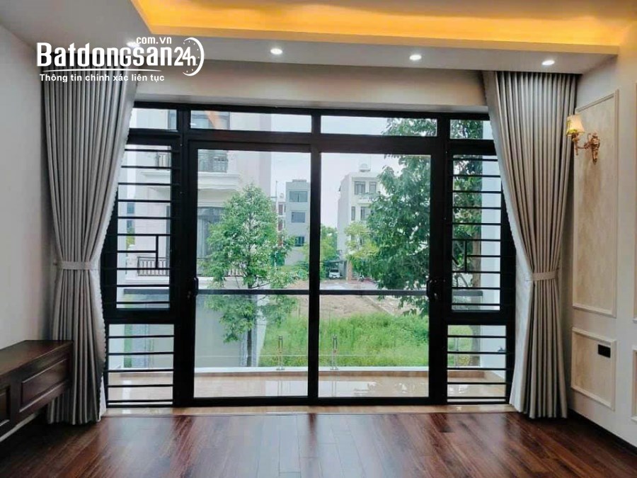 Bán nhà có thang máy 4 tầng, KĐT Tân Phú Hưng, TP HD, 67.5m2, mt 4.5m, 4 ngủ, 5vs, 5.