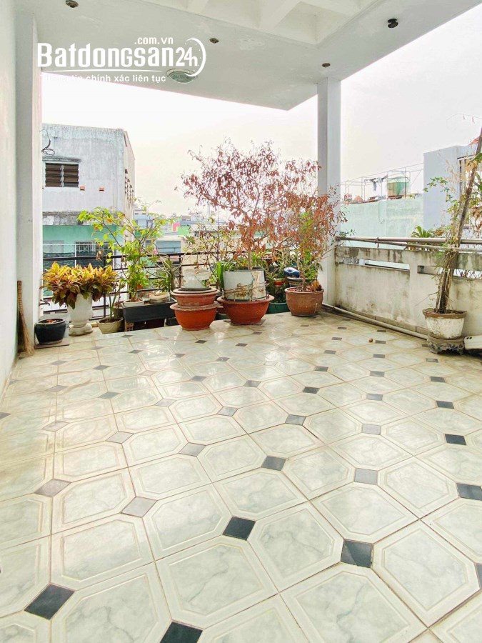 Bán gấp nhà Phường 6 quận Tân Bình-HXH-80m2-4 tầng giá 9.7 tỷ.