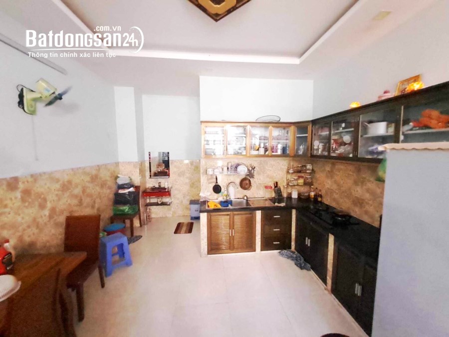 Phan Huy Ích Sát Bên Emart Hẻm Trước Nhà 7m, Nhà Đẹp Mê Ly DT 4,2x13 Chỉ 3,8 Tỷ 