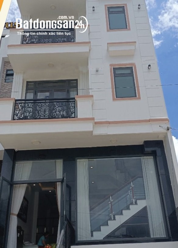  MUA NHÀ KINH DOANH HOMESTAY VIEW THÀNH PHỐ - TRUNG TÂM PHƯỜNG 4