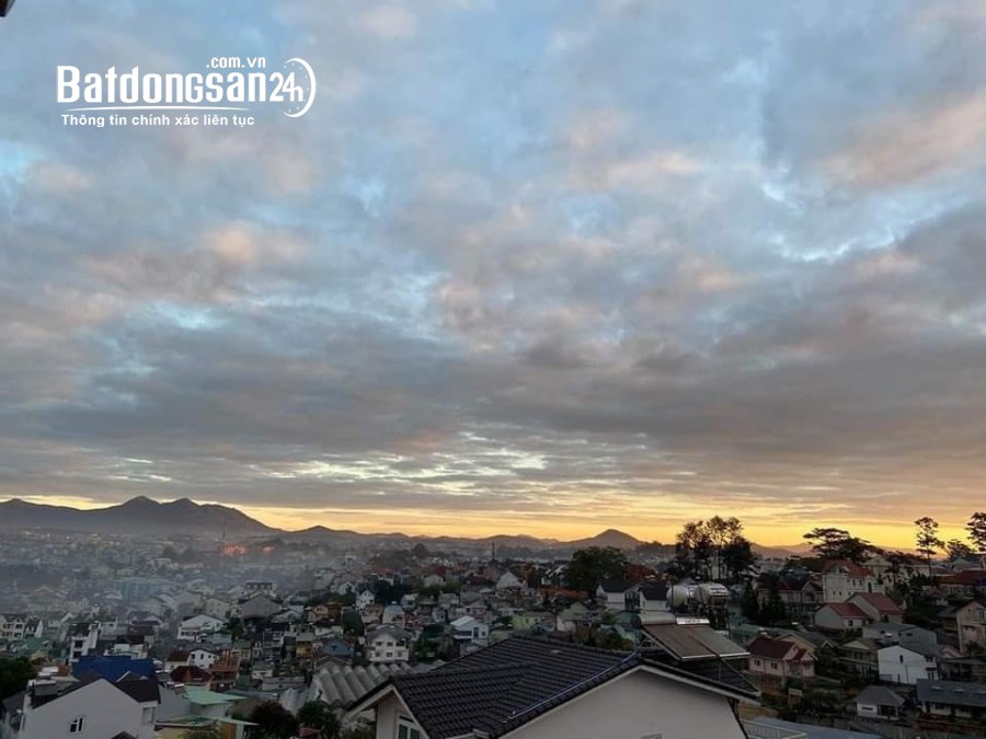  MUA NHÀ KINH DOANH HOMESTAY VIEW THÀNH PHỐ - TRUNG TÂM PHƯỜNG 4