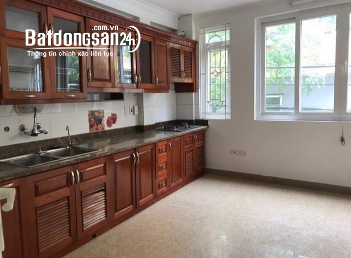Cho thuê nhà Ngọc Hà Ba Đình  25m x 5T - 3 ngủ, 4vs - giá 12 triệu - NHÓM, gia đình