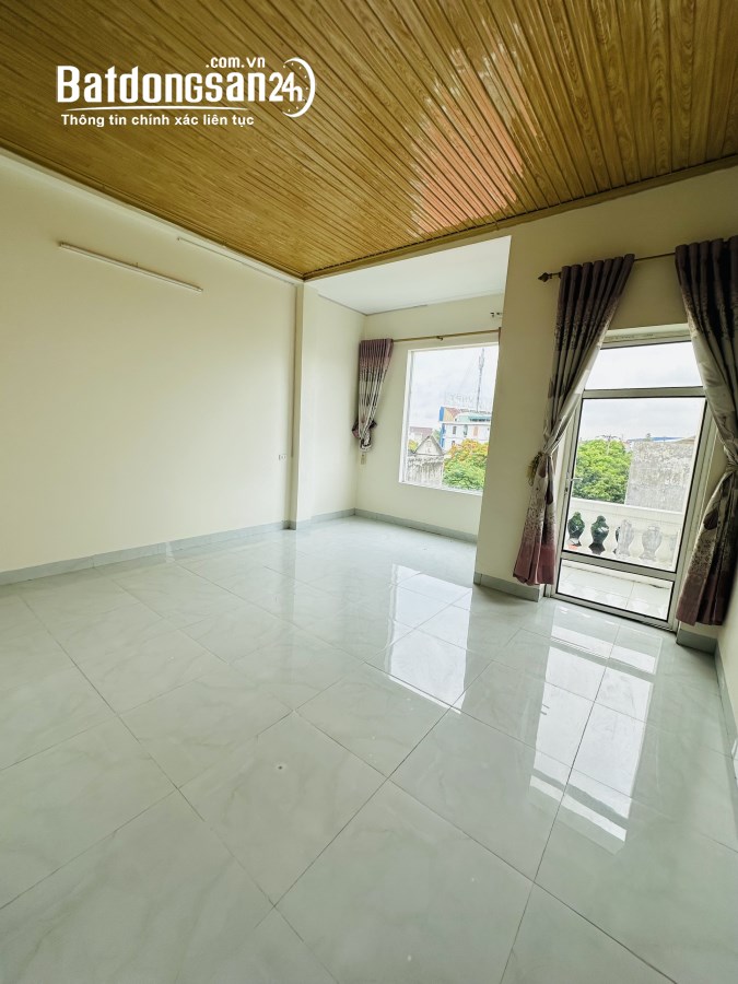 Bán nhà Đường Nguyễn Tất Thành, Phường Khai Quang, Tp Vĩnh Yên