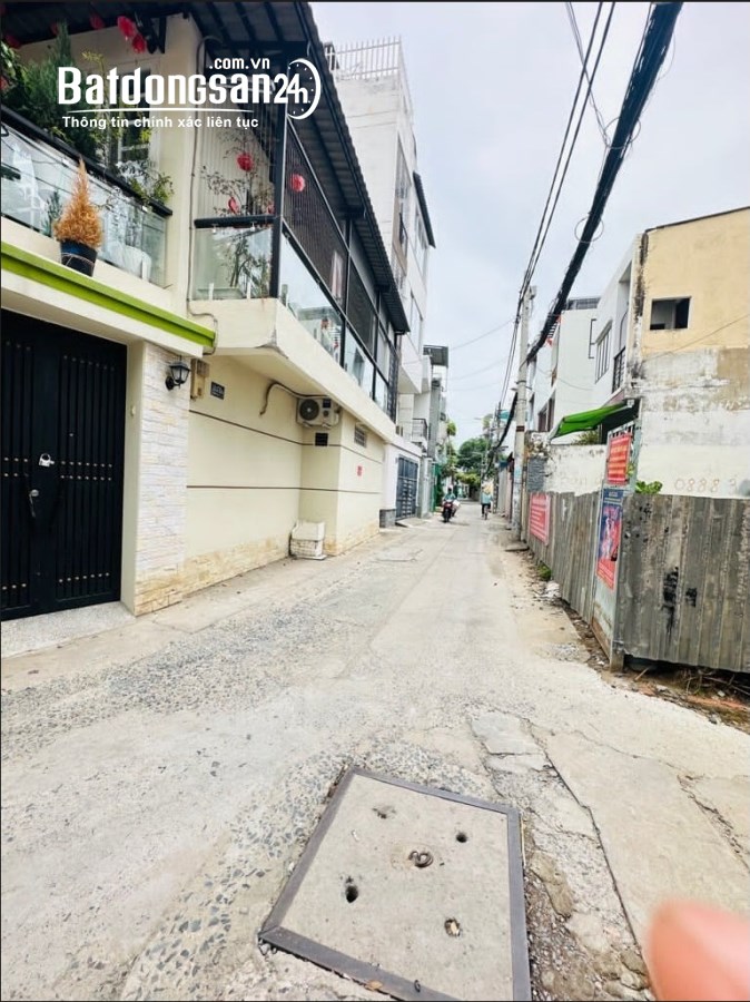 Bán nhà Trần Bình Trọng, HXH, diện tích 70m2, SHR vào ở ngay, nhỉnh 6 tỷ