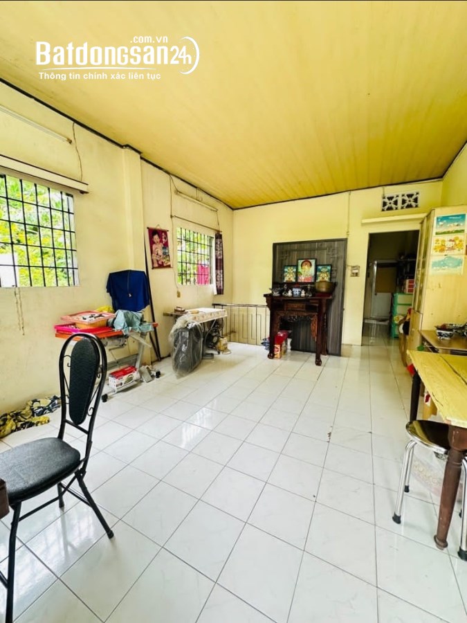 Bán nhà Trần Bình Trọng, HXH, diện tích 70m2, SHR vào ở ngay, nhỉnh 6 tỷ