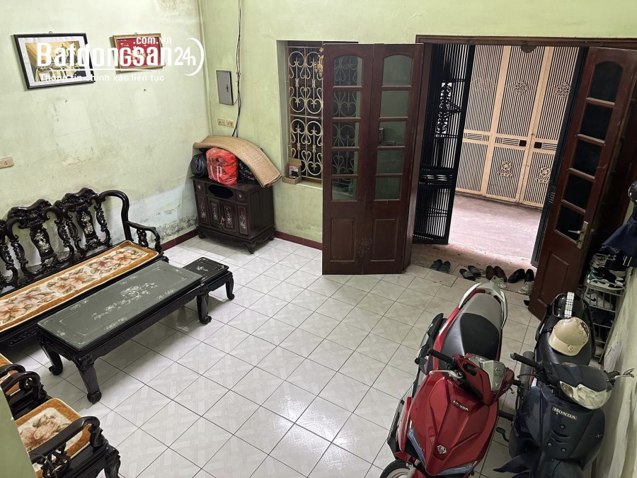 "Bán nhà phố Bạch Đằng, Hai Bà Trưng 46m, 4 tầng. Giá: 5.45 tỷ