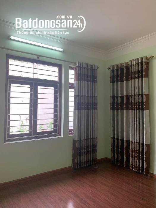 Phân Lô-Ô Tô Chạy Vòng Quanh-Nhà 3 Tầng-Thị Trấn-Đông Anh-DT 156m²-MT 8m-Giá Đầu Tư