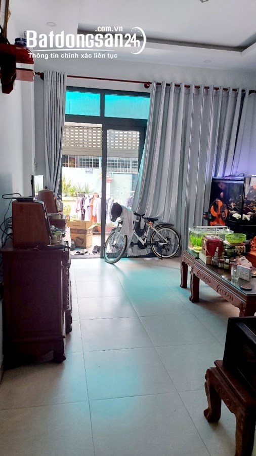 Nhà mới đẹp hẻm xe hơi ngang 6m phía sau có 3 căn trọ 5tr/th Tân Thới Nhất 1,Quận 12