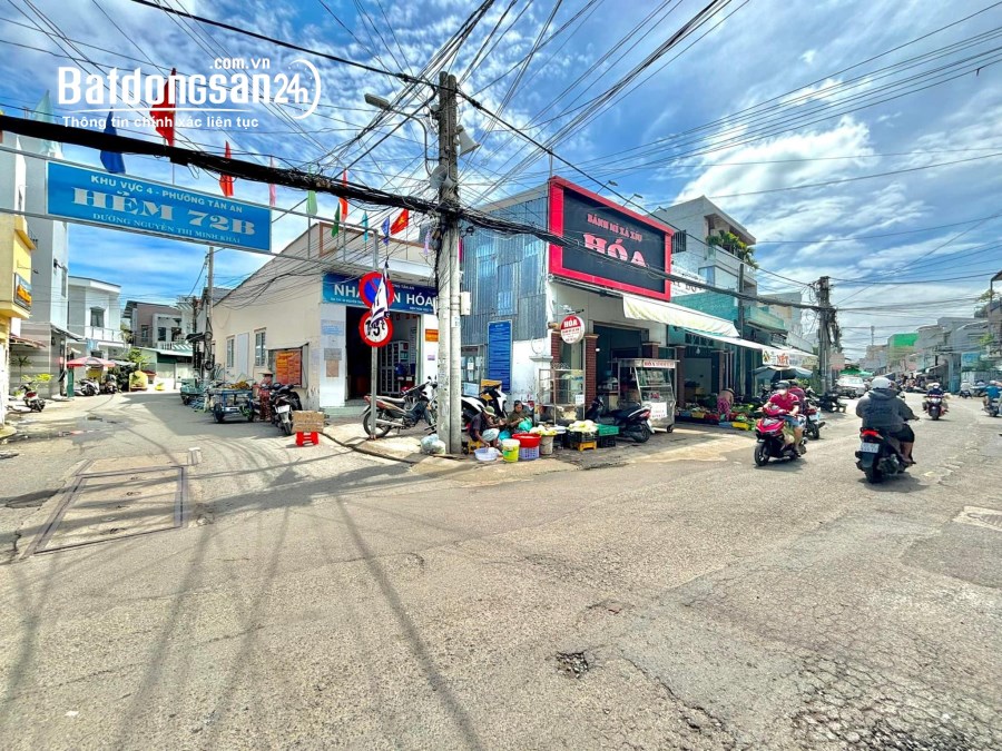 NHÀ TRỆT LẦU ĐÚC - TRỤC CHÍNH HẺM 72B ĐƯỜNG NGUYỄN THỊ MINH KHAI – SÁT BÊN CHỢ TÂN AN