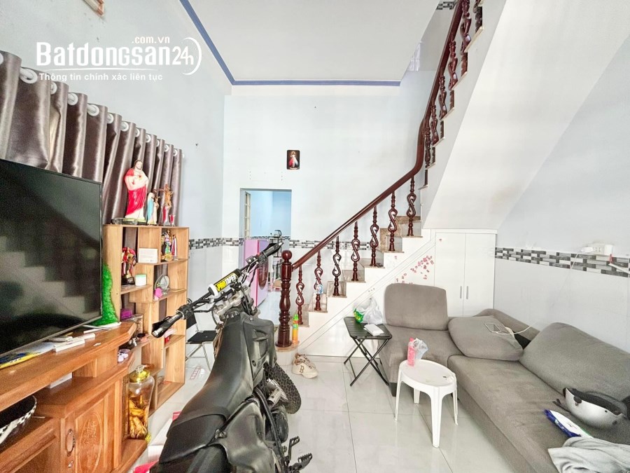 NHÀ TRỆT LẦU ĐÚC - TRỤC CHÍNH HẺM 72B ĐƯỜNG NGUYỄN THỊ MINH KHAI – SÁT BÊN CHỢ TÂN AN