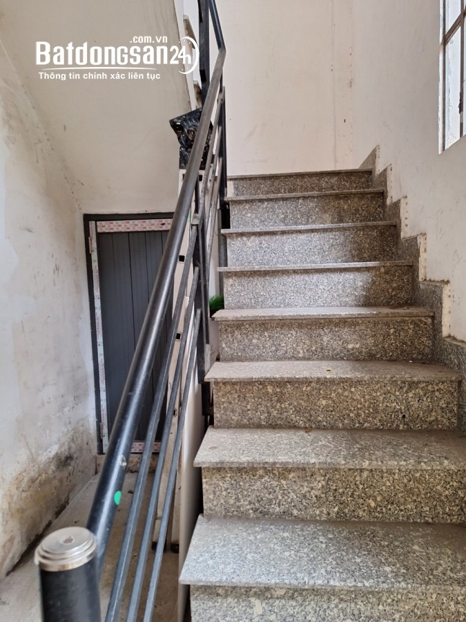 Bán nhà mặt tiền Nguyễn Xí, gần Phạm Văn Đồng, đang có hợp đồng thuê sẵn, giá tốt